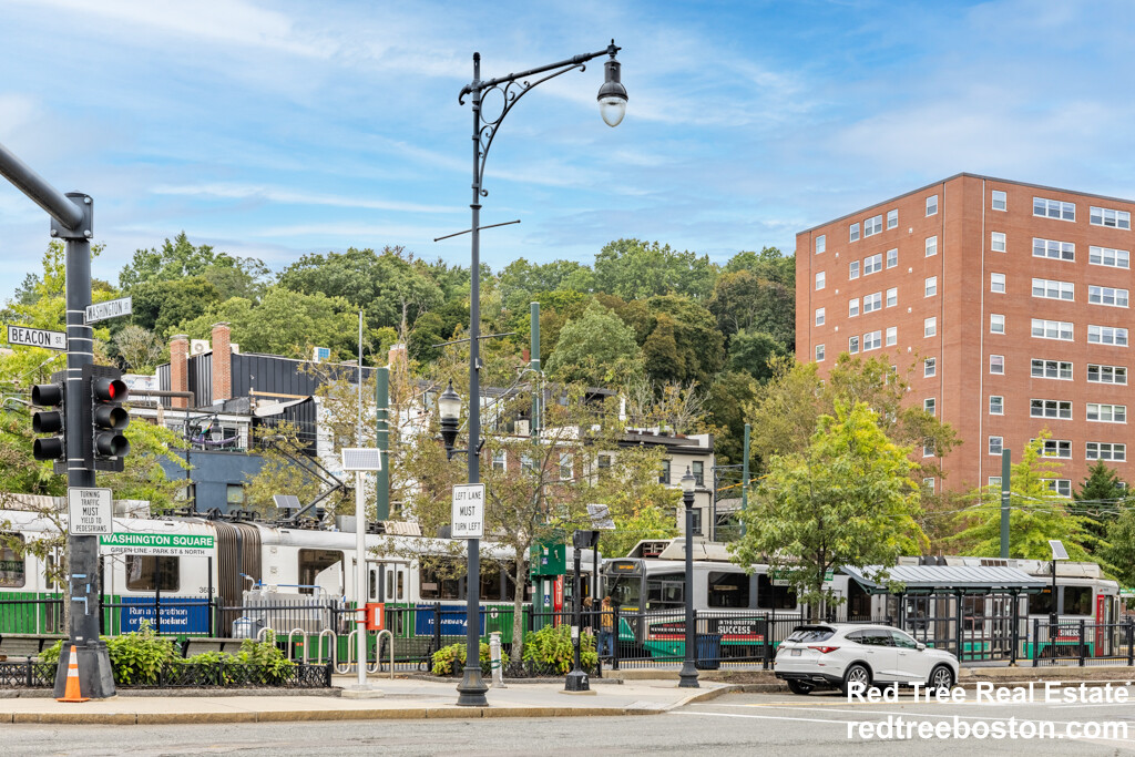 1680 Beacon St, Brookline
