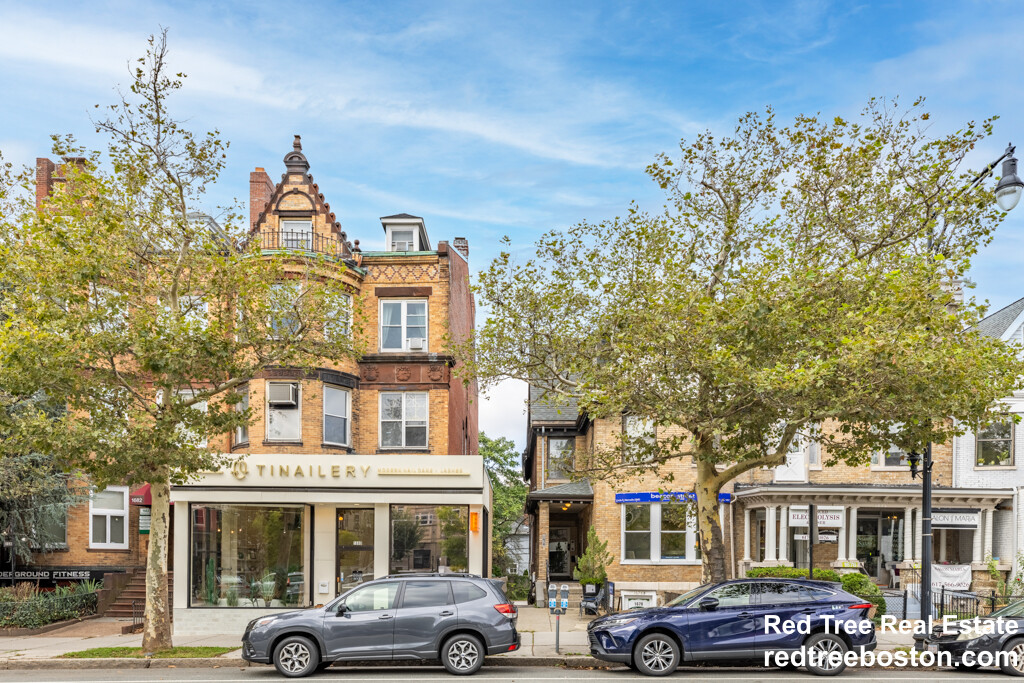1680 Beacon St, Brookline