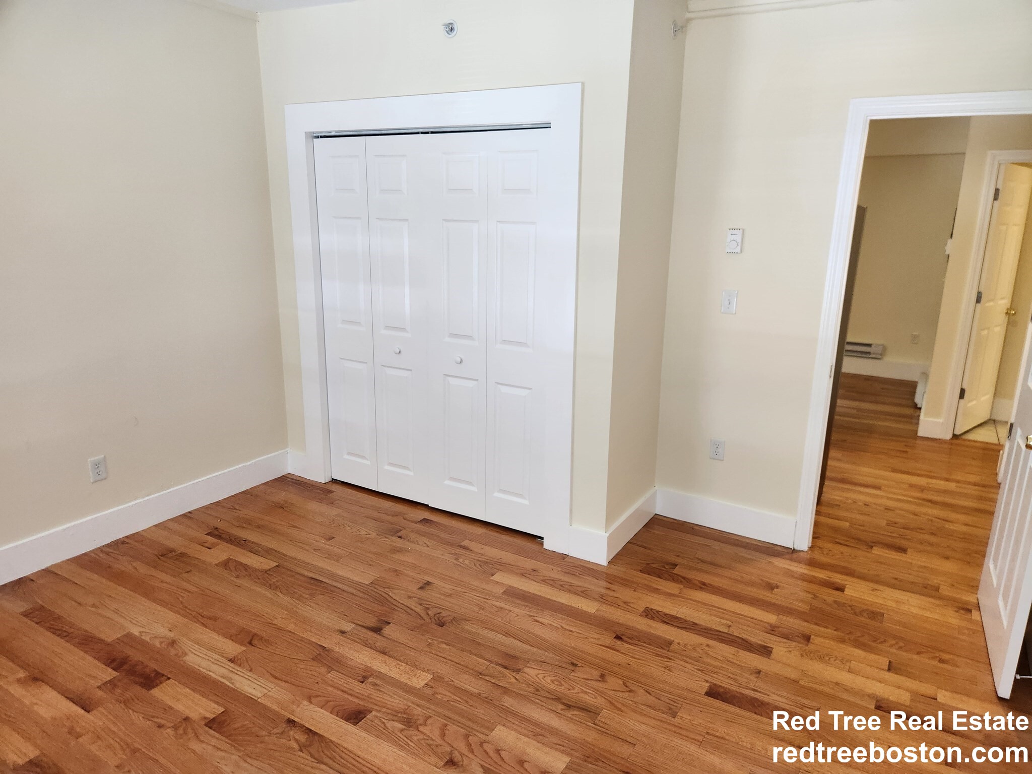 16 Centennial Pl, Framingham