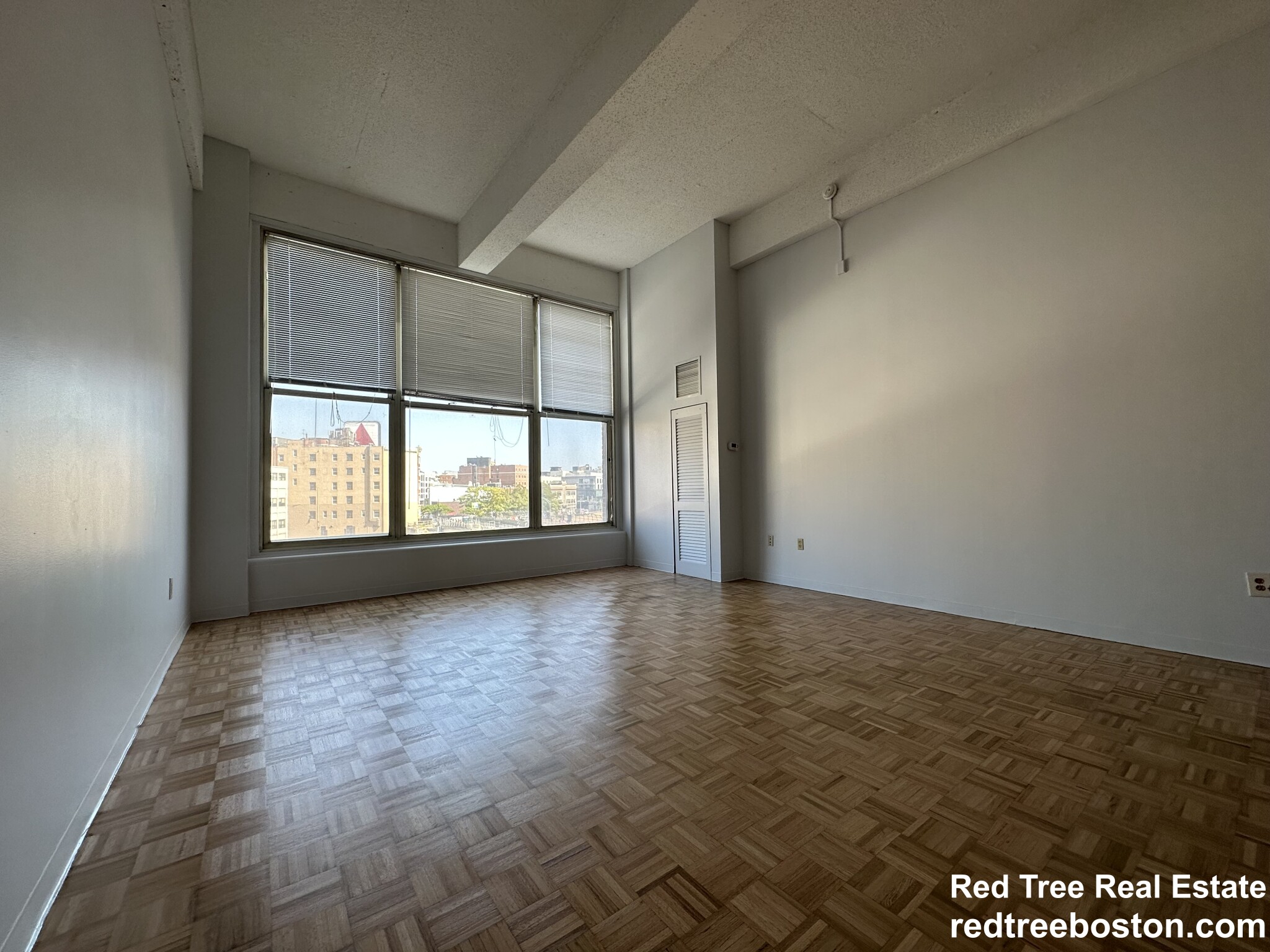 61 Brookline Ave, Fenway