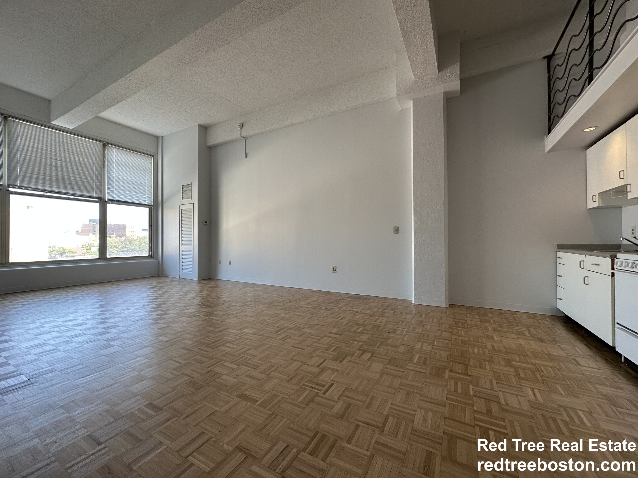 61 Brookline Ave, Fenway