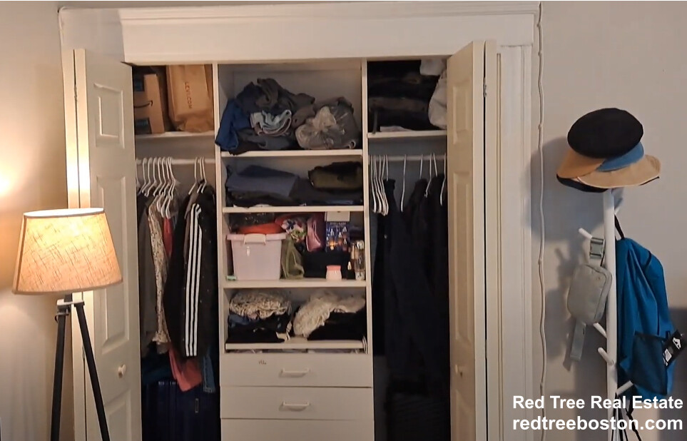 64 Queensberry St, Fenway