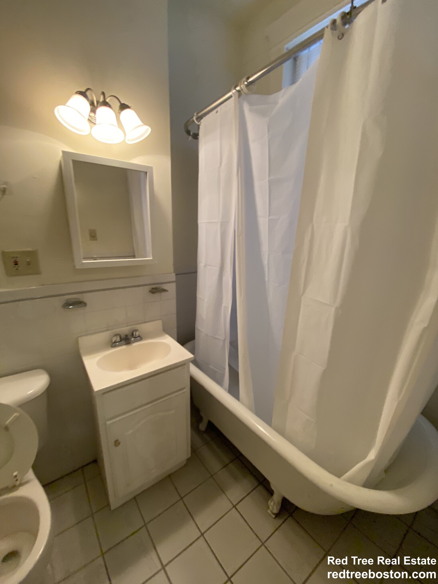 16 Queensberry St, Fenway