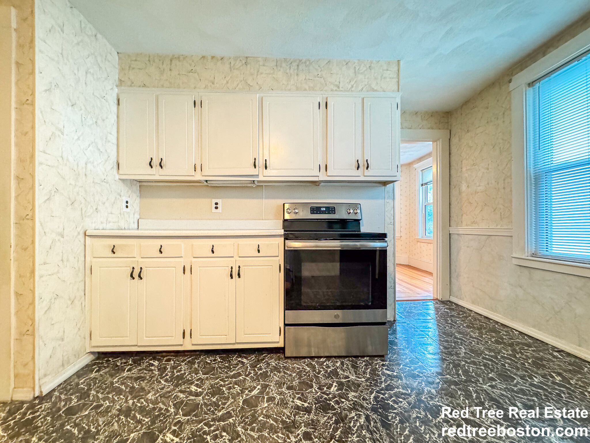 222 Fellsway West, Medford