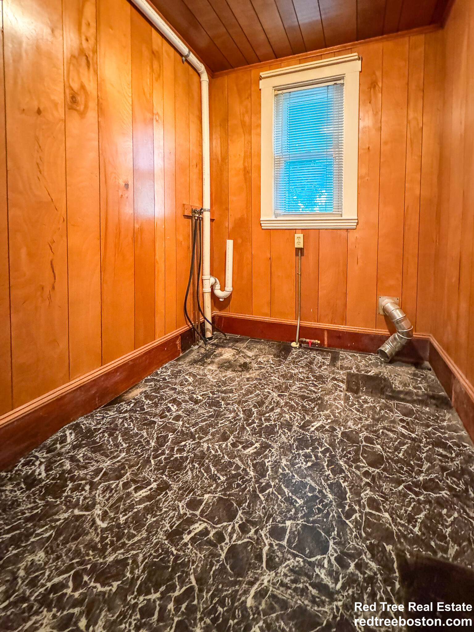 222 Fellsway West, Medford