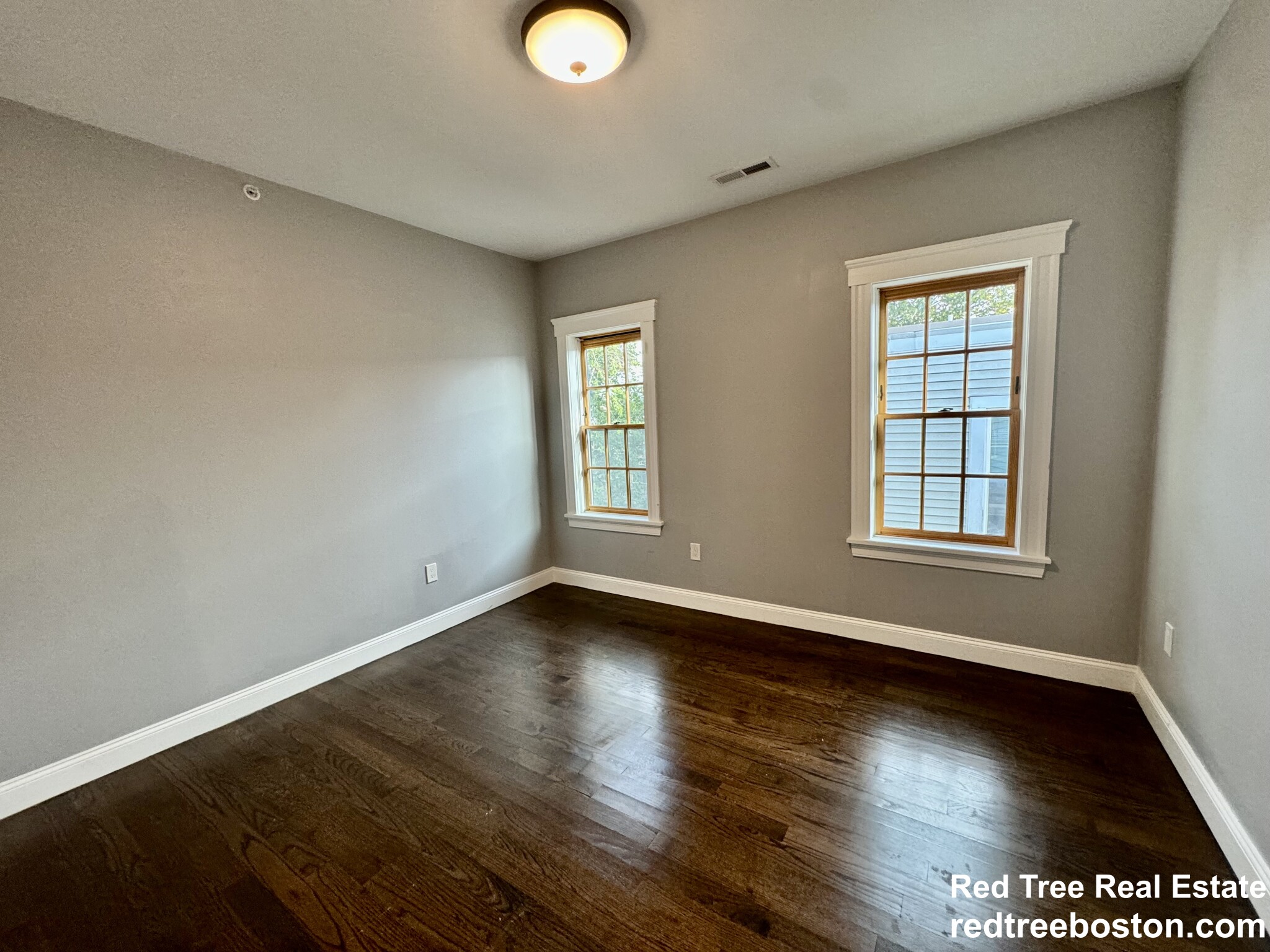 52 Spencer St, Dorchester