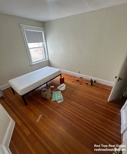 19 Mount Hood Rd, Brighton