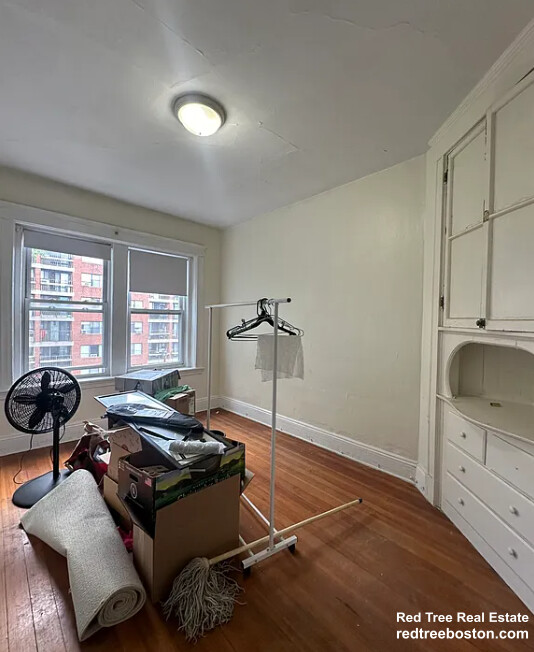 19 Mount Hood Rd, Brighton