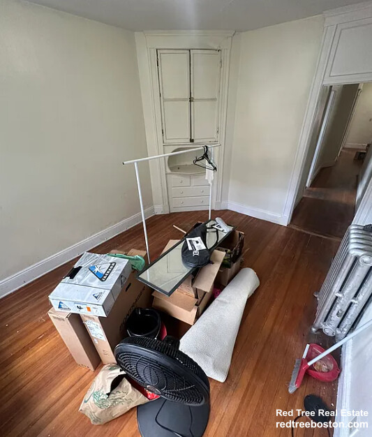 19 Mount Hood Rd, Brighton