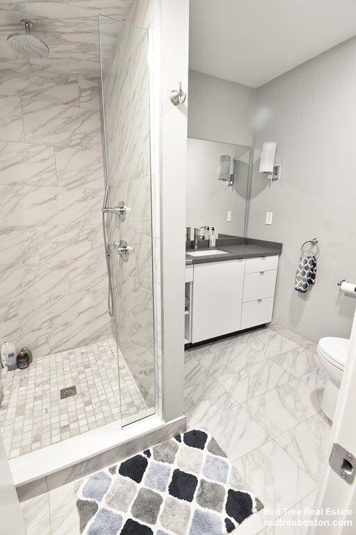 408 E 8th, South Boston