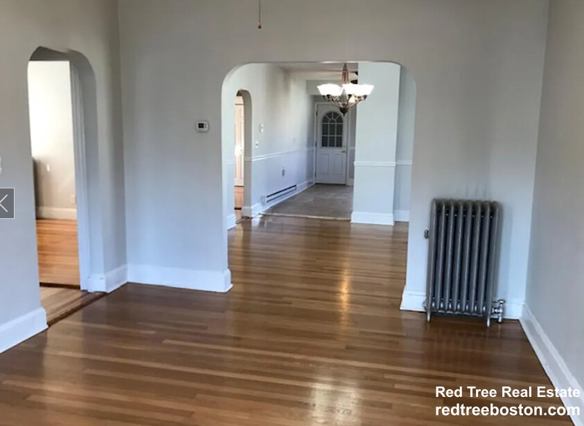 18 Burget Ave, Medford