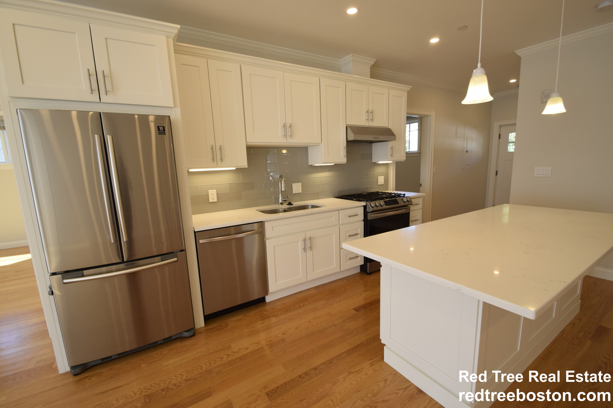 54 Waverly St, Brighton