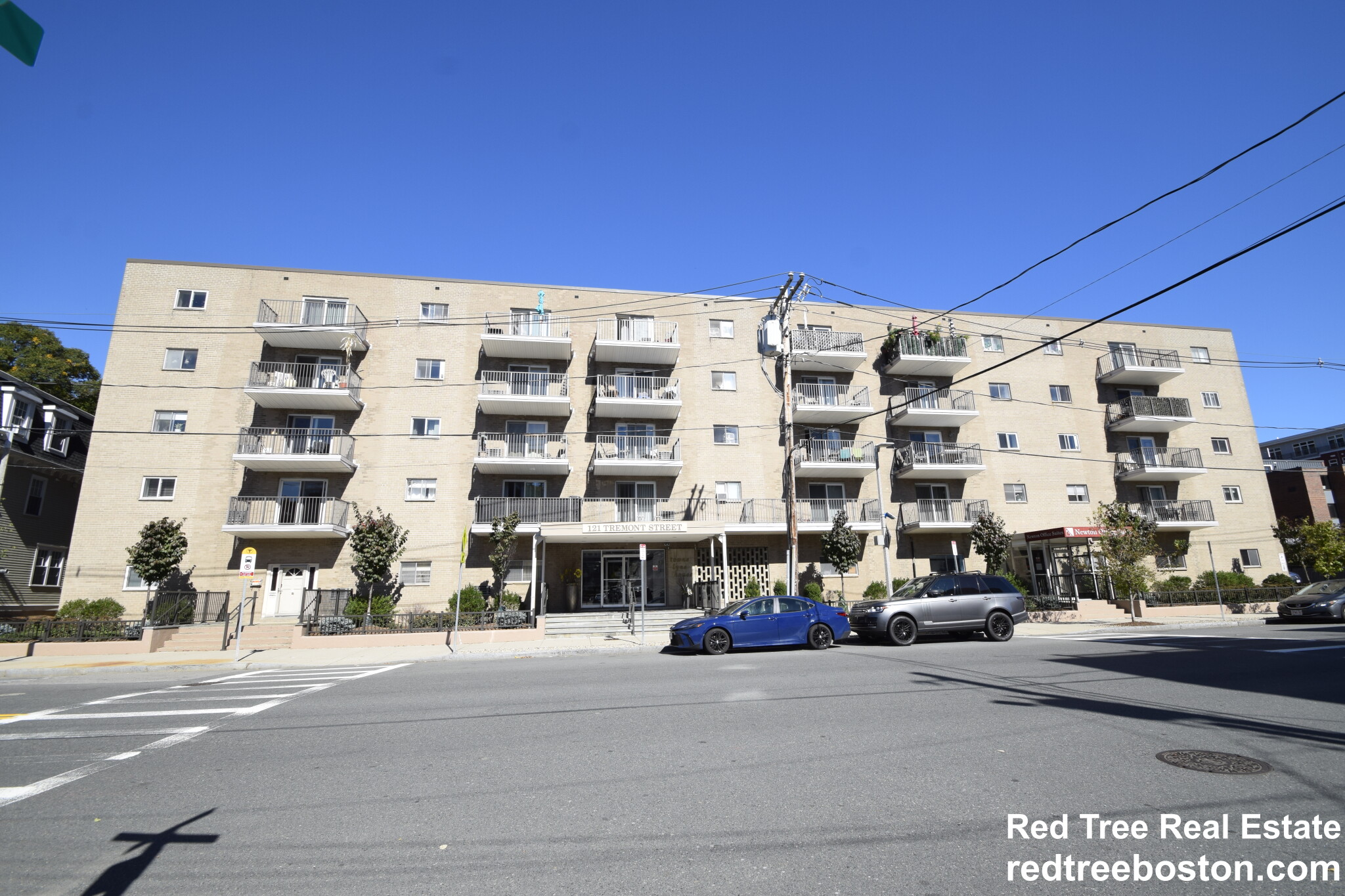 121 Tremont St, Brighton