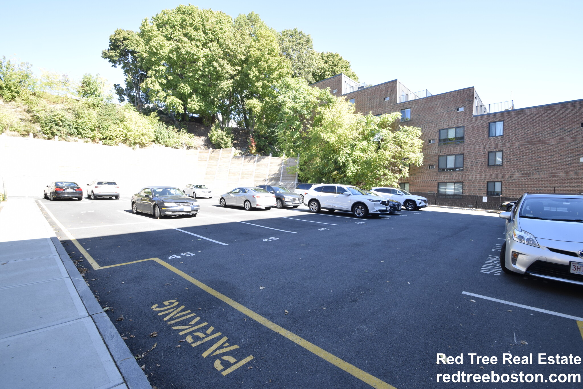 121 Tremont St, Brighton