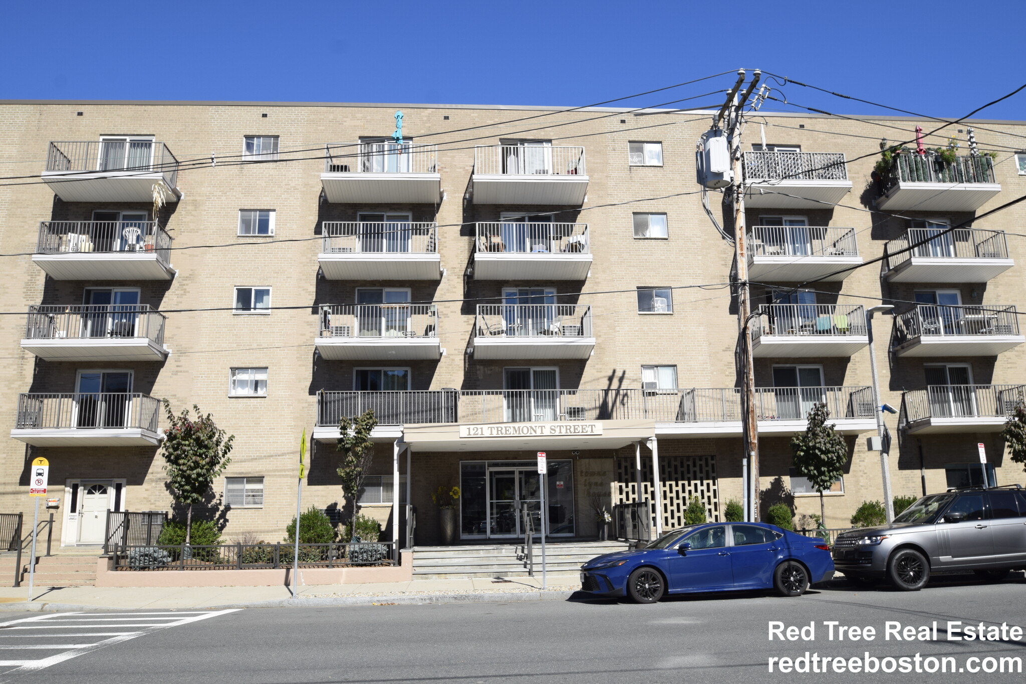 121 Tremont St, Brighton