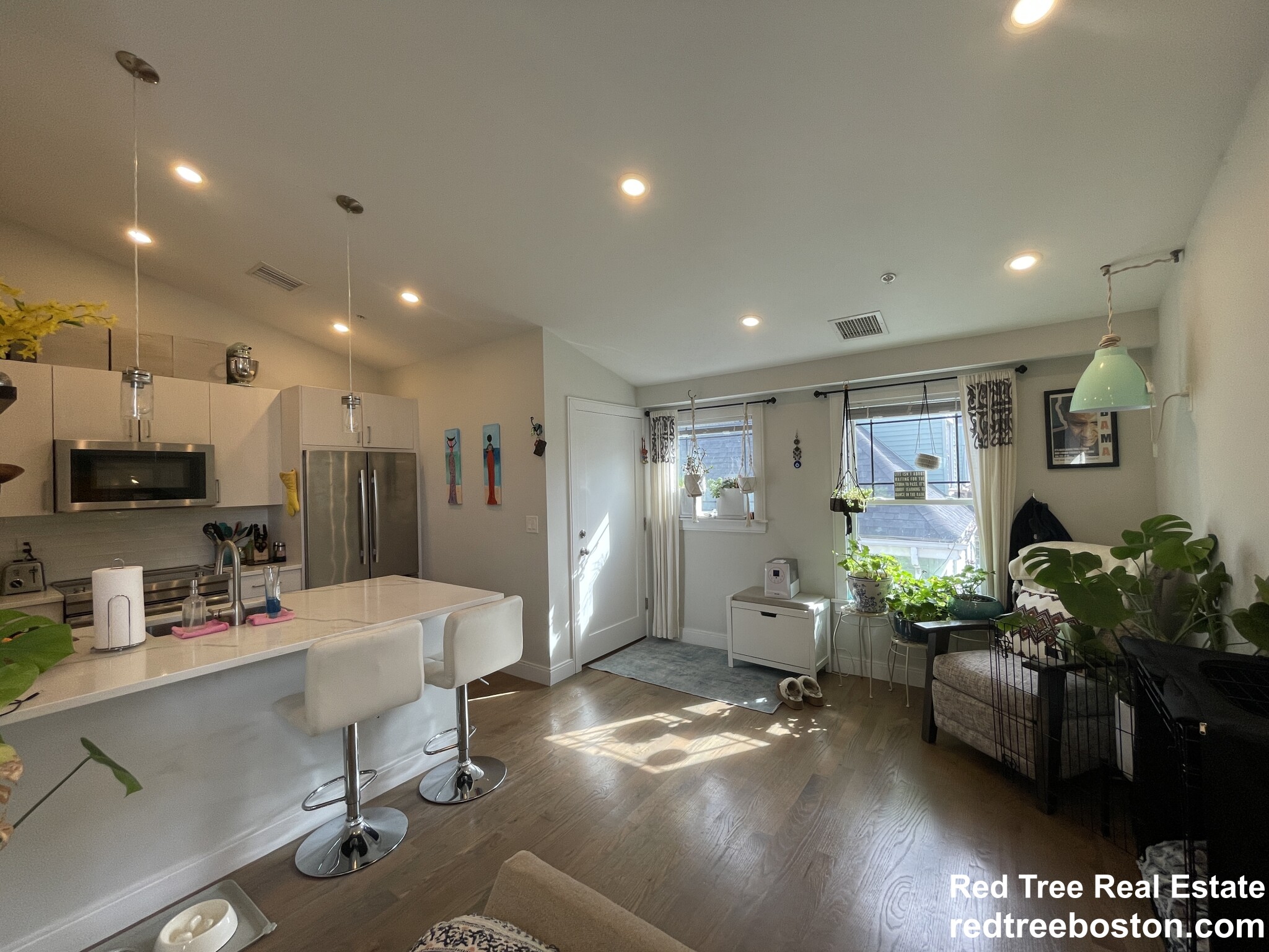 9 Mansfield St, Allston