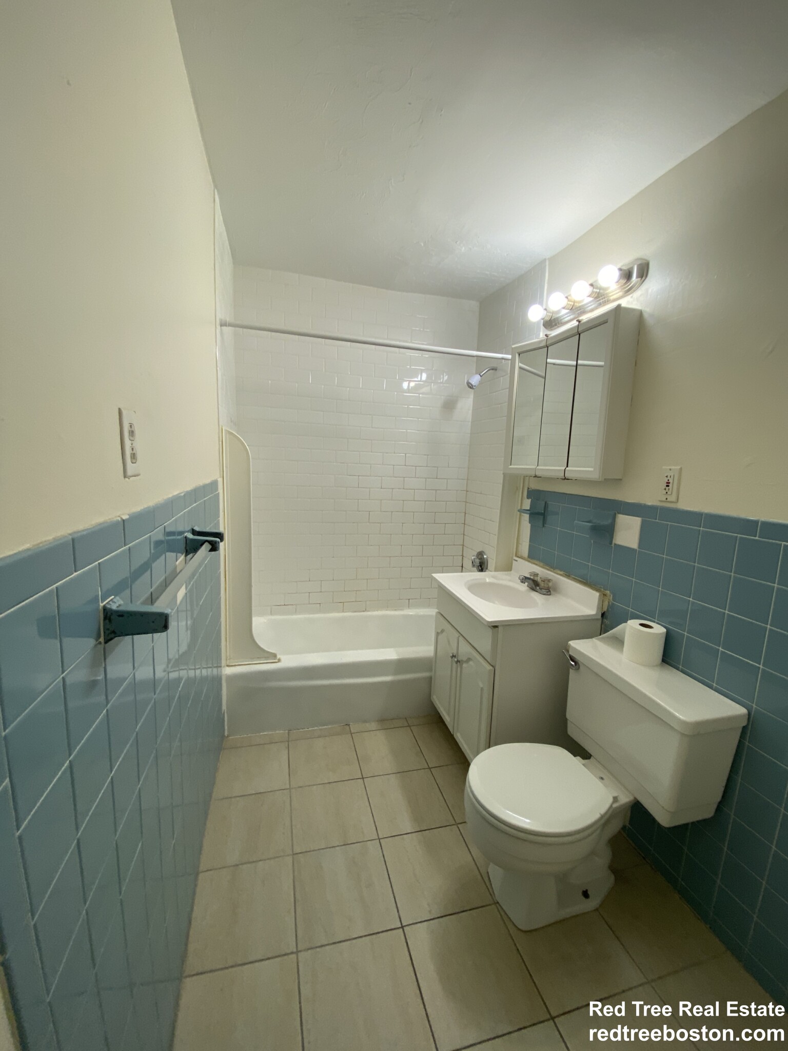 84 Gardner St, Allston