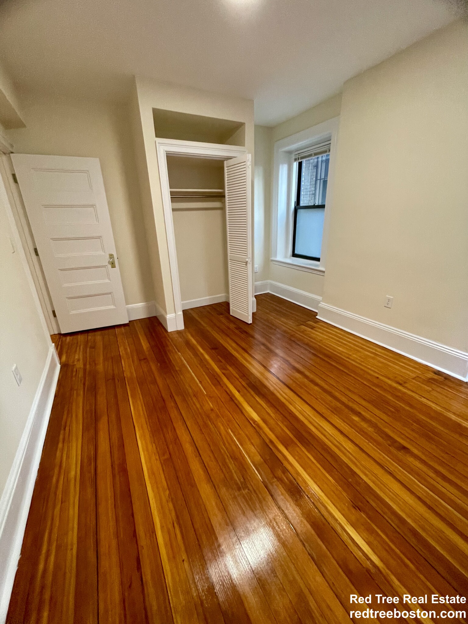 885 Massachusetts Ave, Mid Cambridge