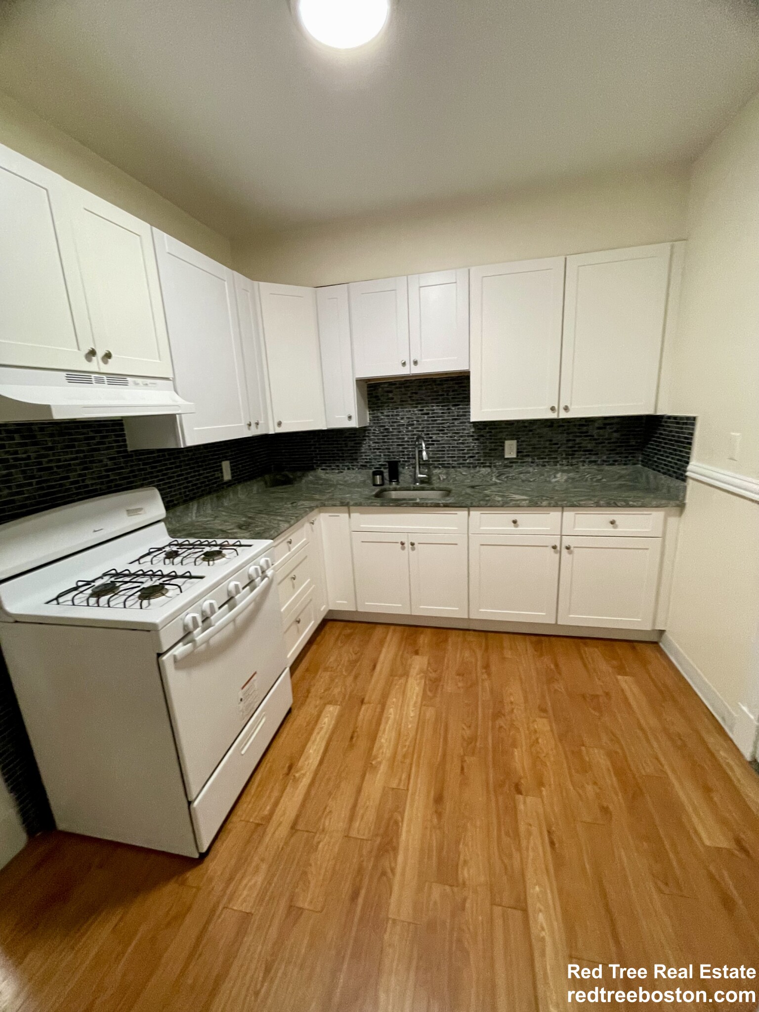 885 Massachusetts Ave, Mid Cambridge