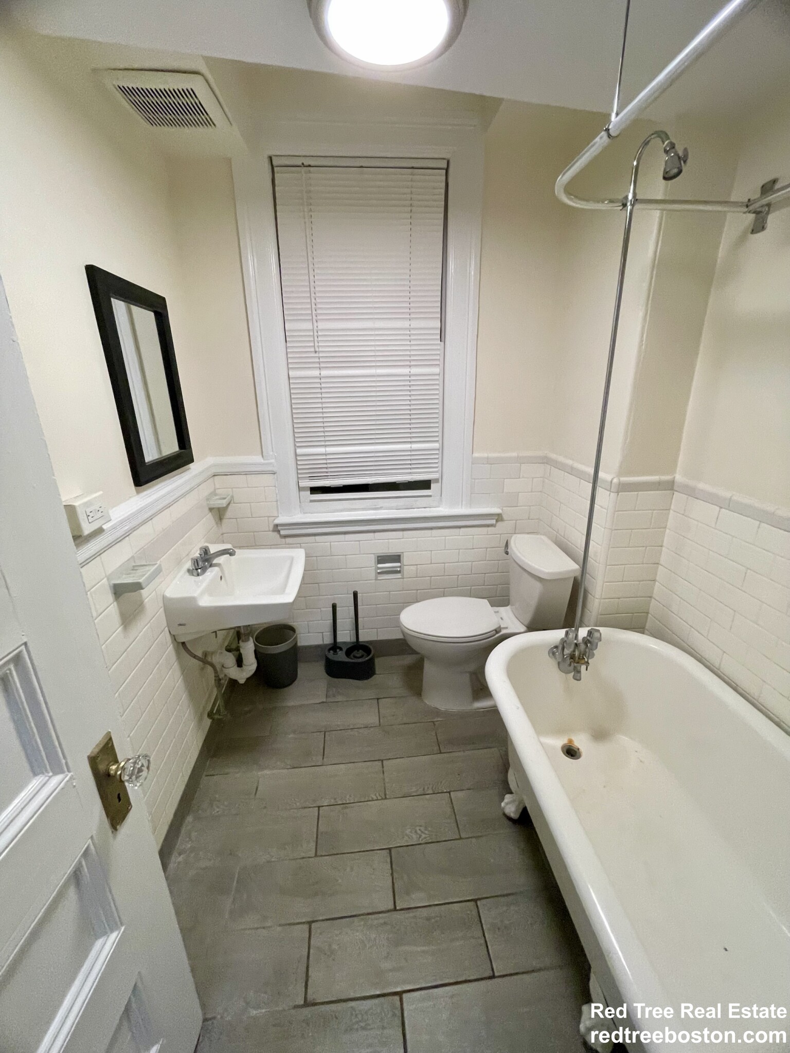 885 Massachusetts Ave, Mid Cambridge