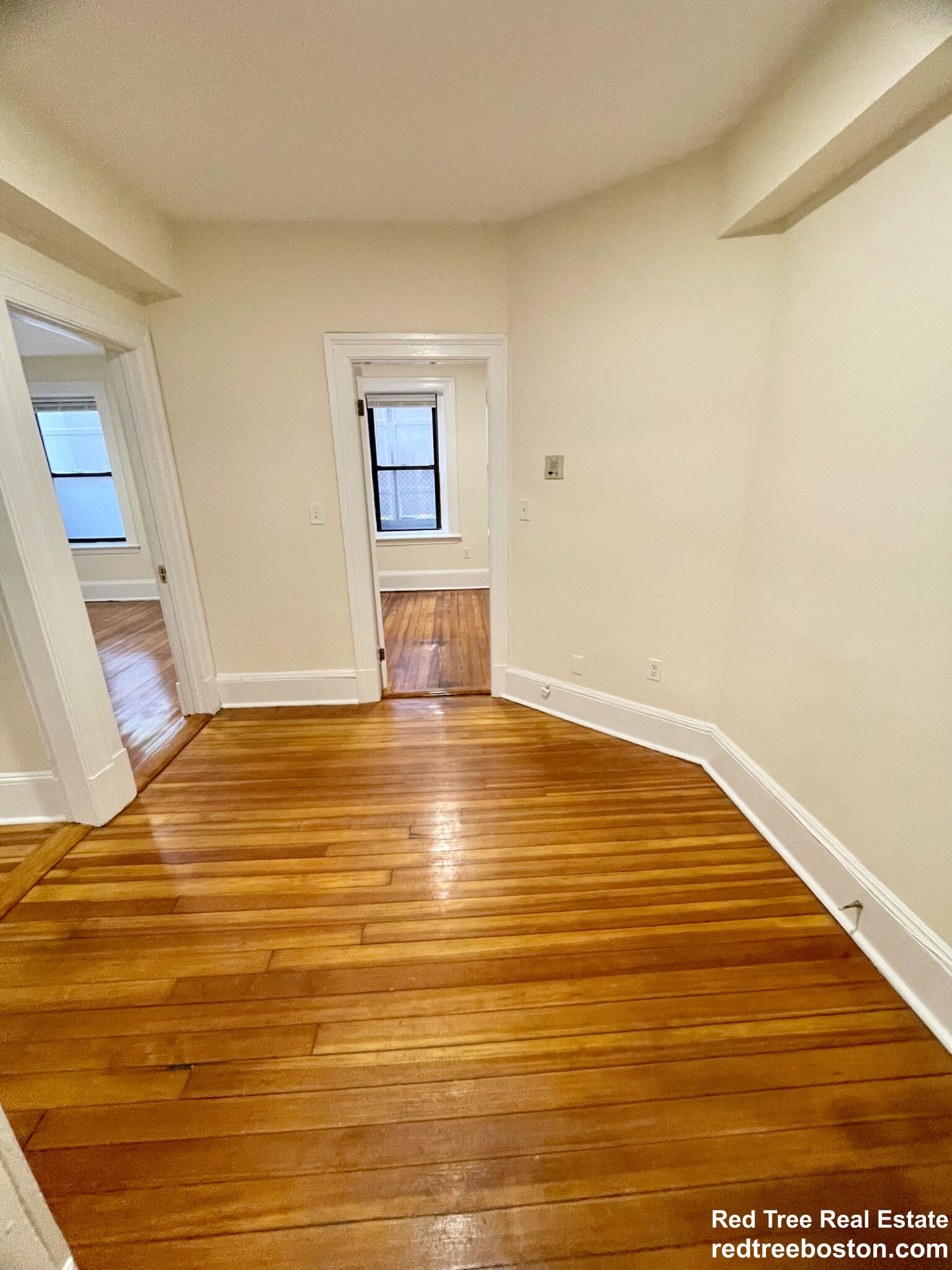 885 Massachusetts Ave, Mid Cambridge