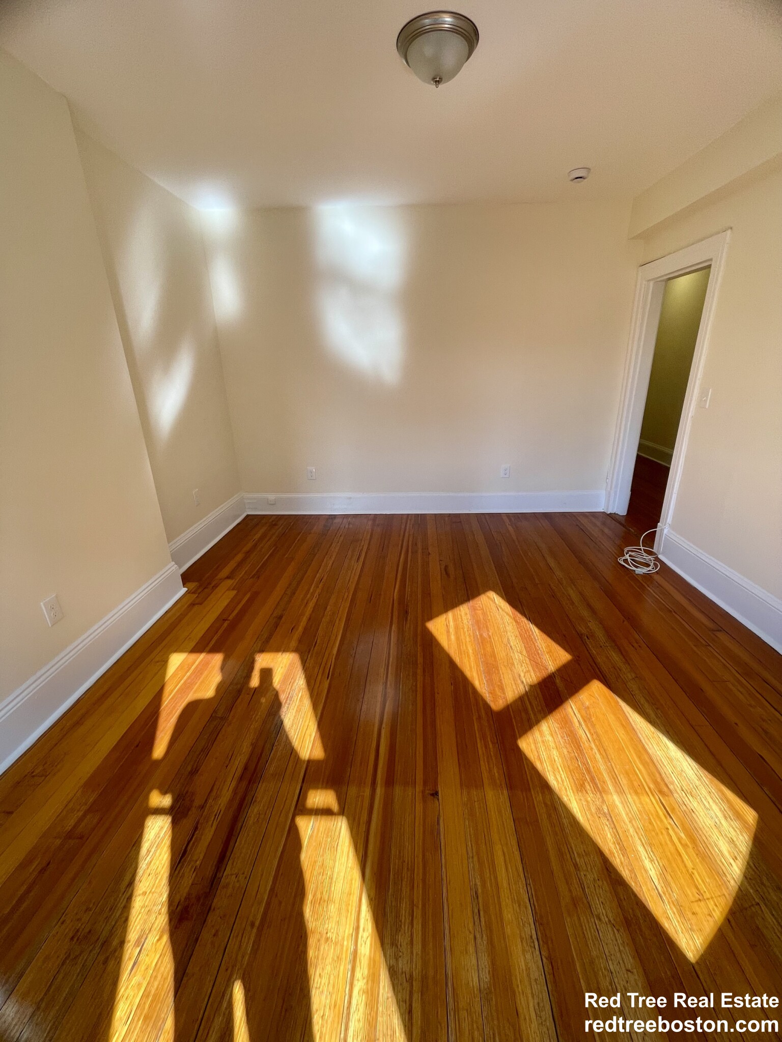 885 Massachusetts Ave, Mid Cambridge