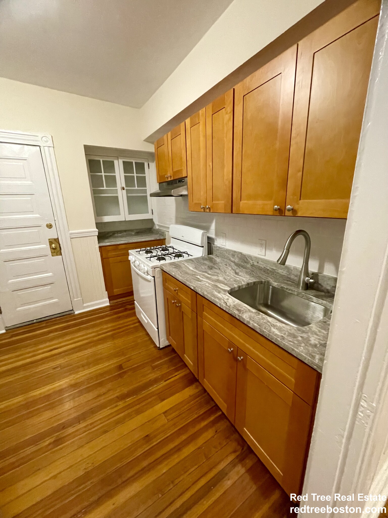 885 Massachusetts Ave, Mid Cambridge