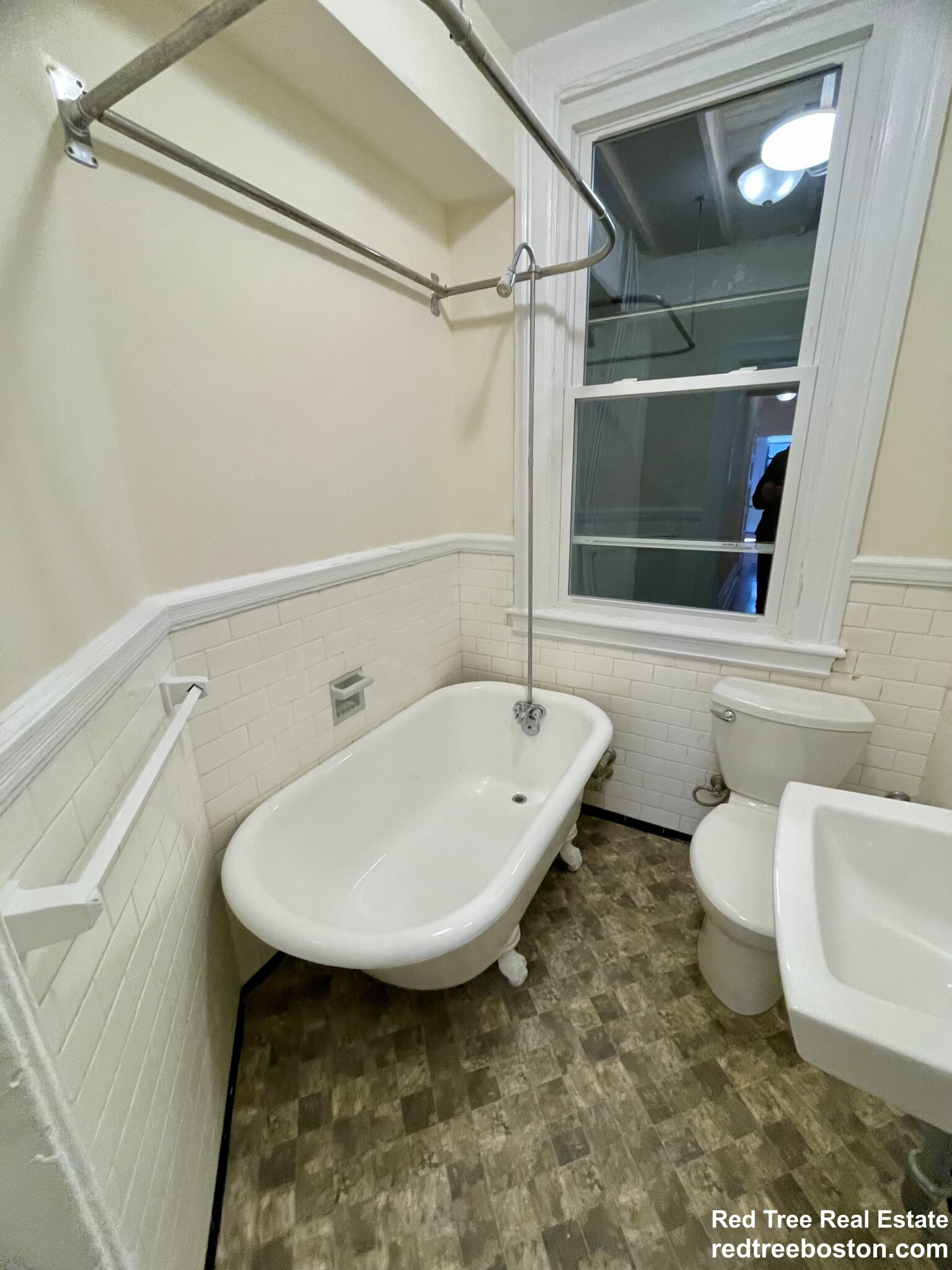 885 Massachusetts Ave, Mid Cambridge