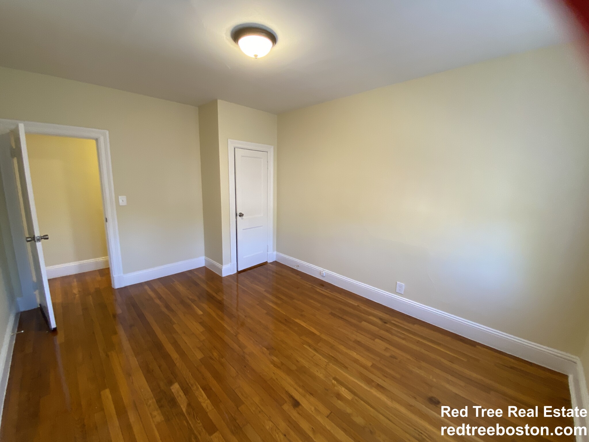 45 Chestnut Hill Ave, Brighton