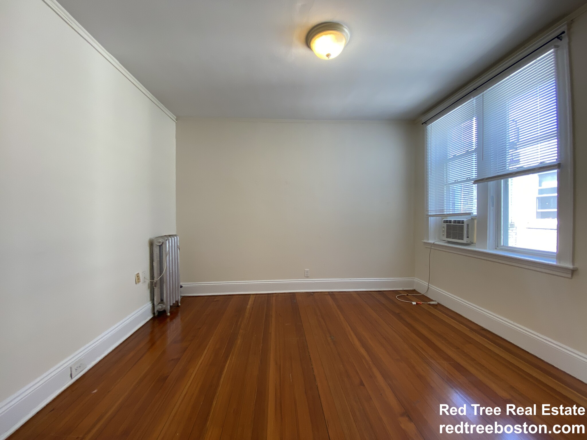 518 Cambridge St, Allston