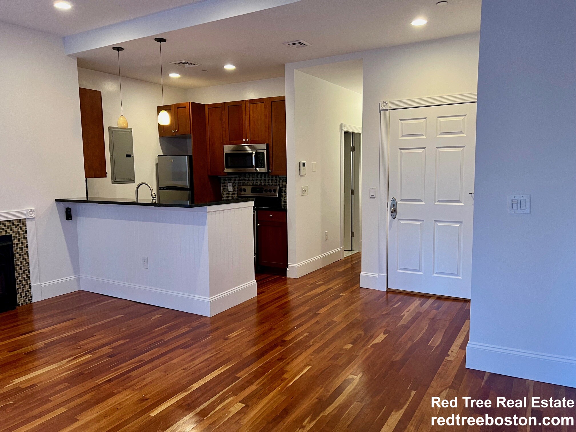 16 Temple St, Beacon Hill