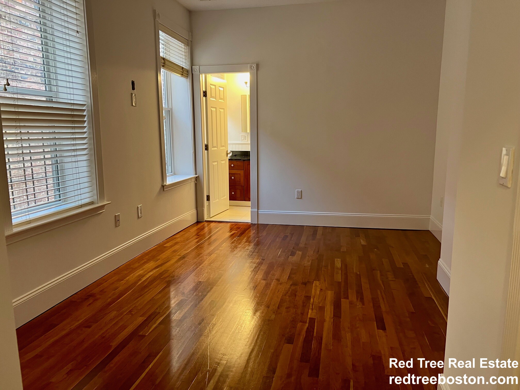 16 Temple St, Beacon Hill