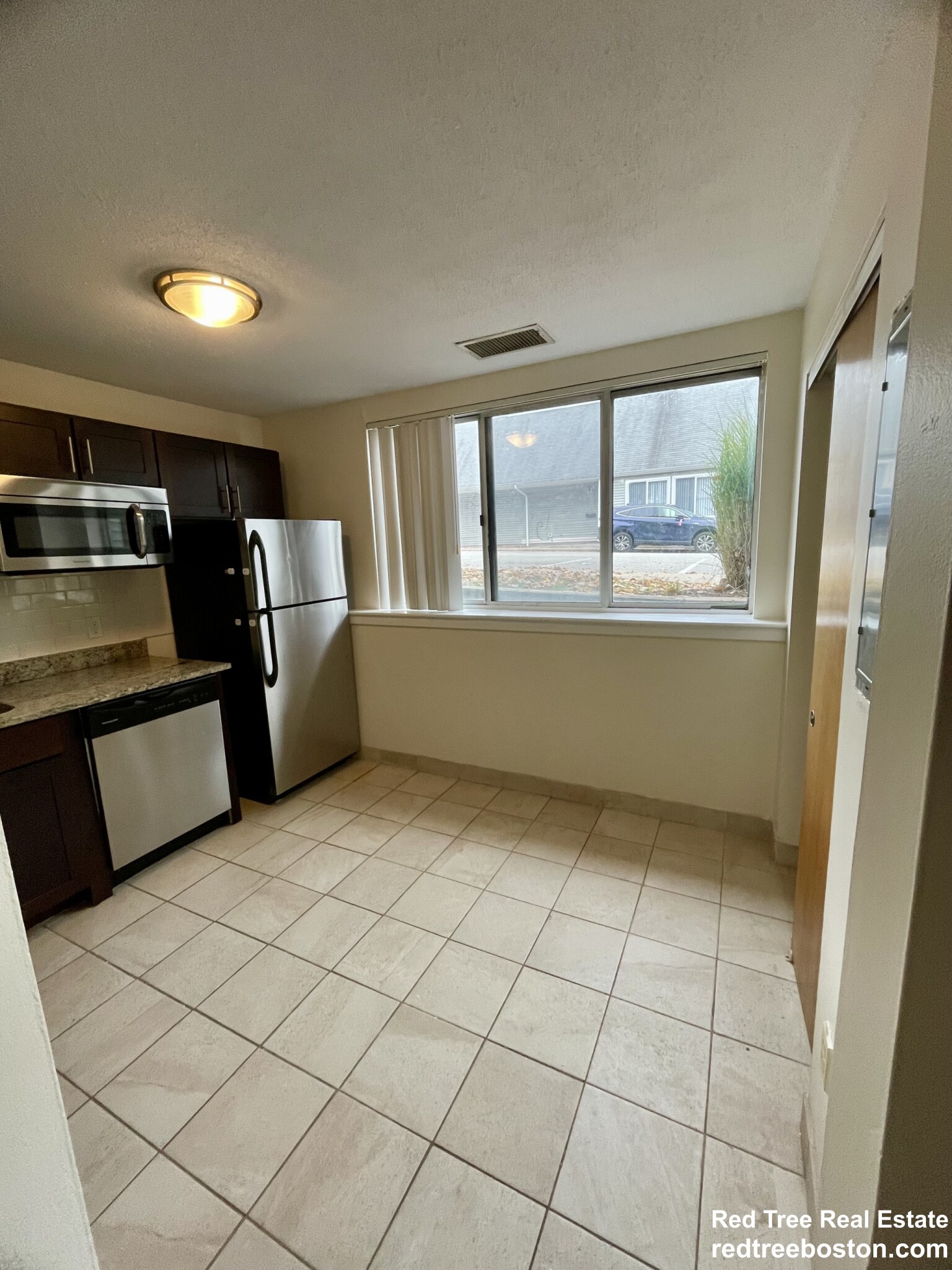 154 North Beacon St, Brighton