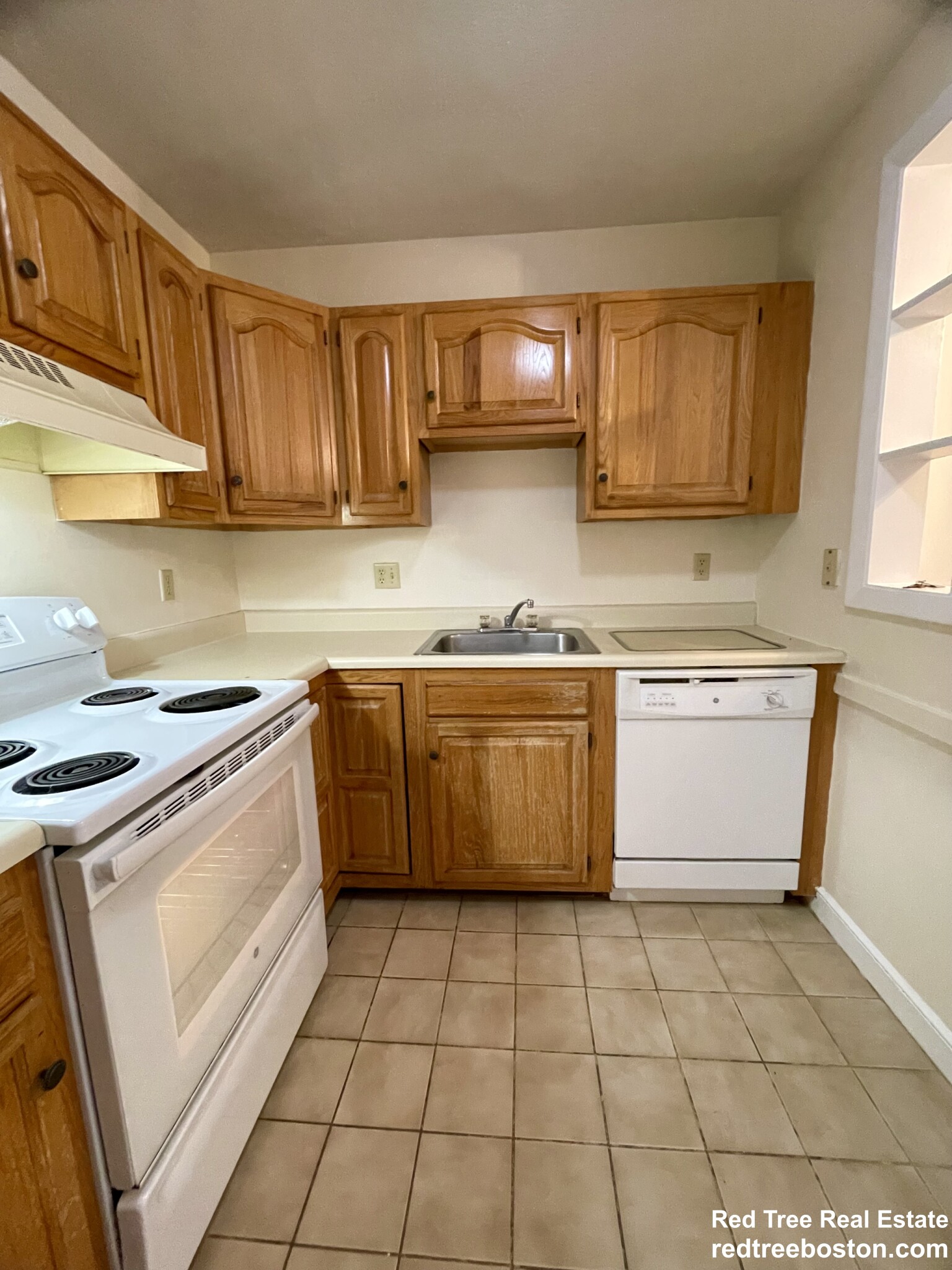 276 Grove St, Auburndale