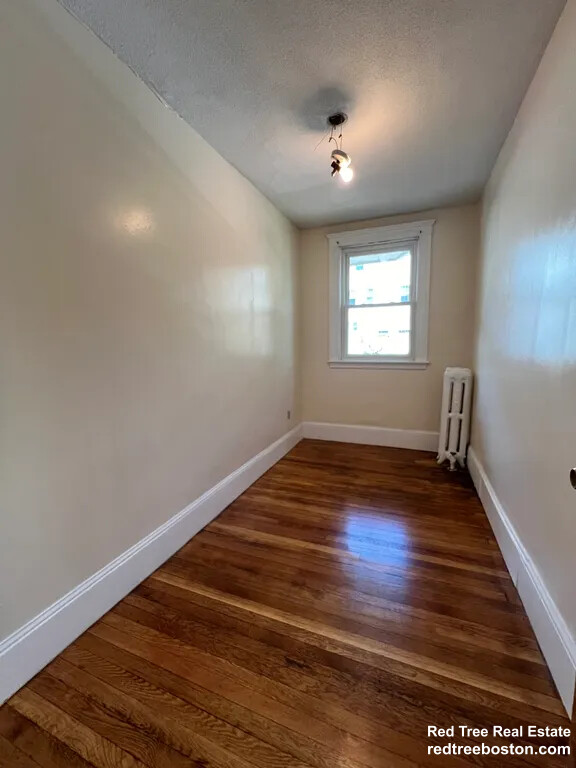 124 Glenville Ave, Allston