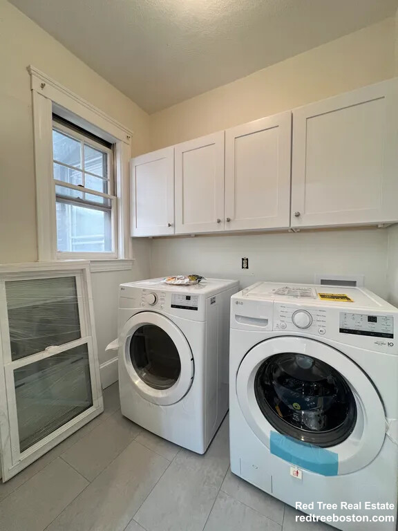 124 Glenville Ave, Allston