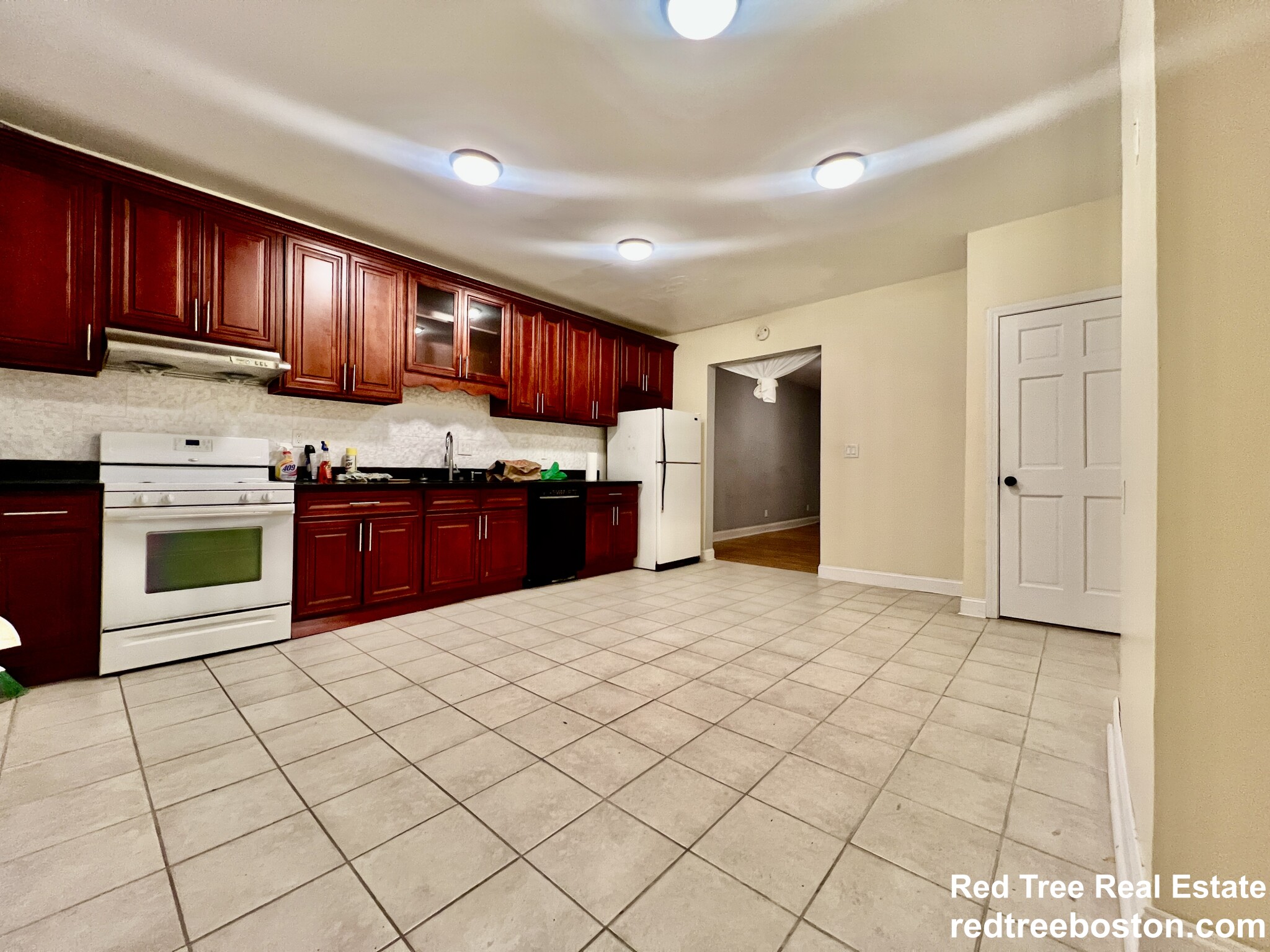 7 High Street Pl, Brookline