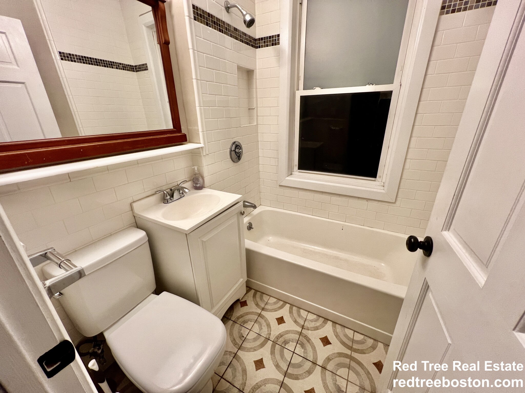 7 High Street Pl, Brookline