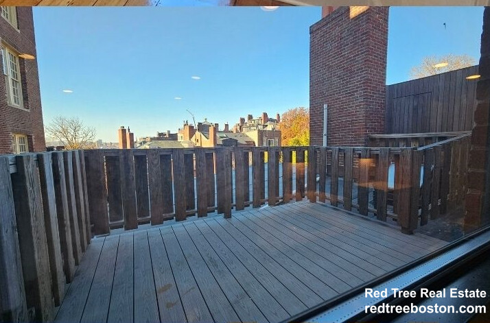 2 Joy St, Beacon Hill