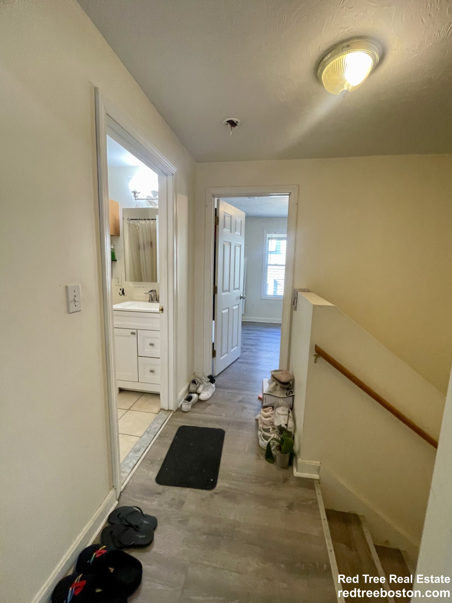 24 Lawn St, Mission Hill