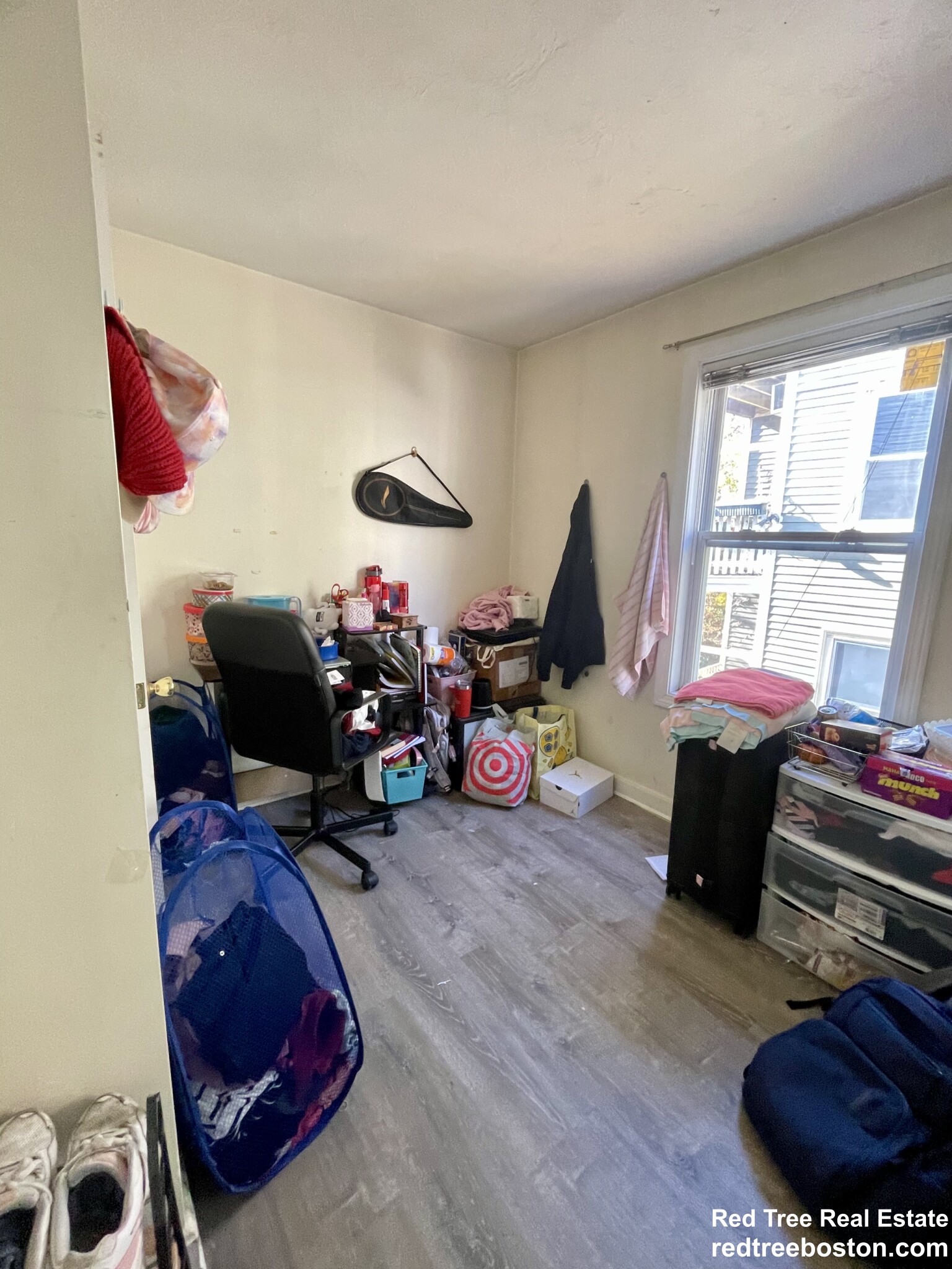 24 Lawn St, Mission Hill