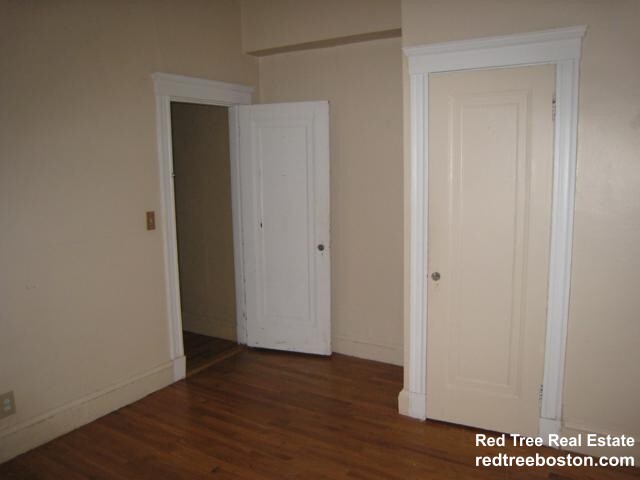 1999 Commonwealth Ave, Brighton