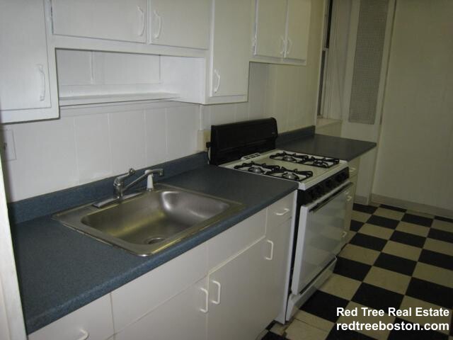 1999 Commonwealth Ave, Brighton