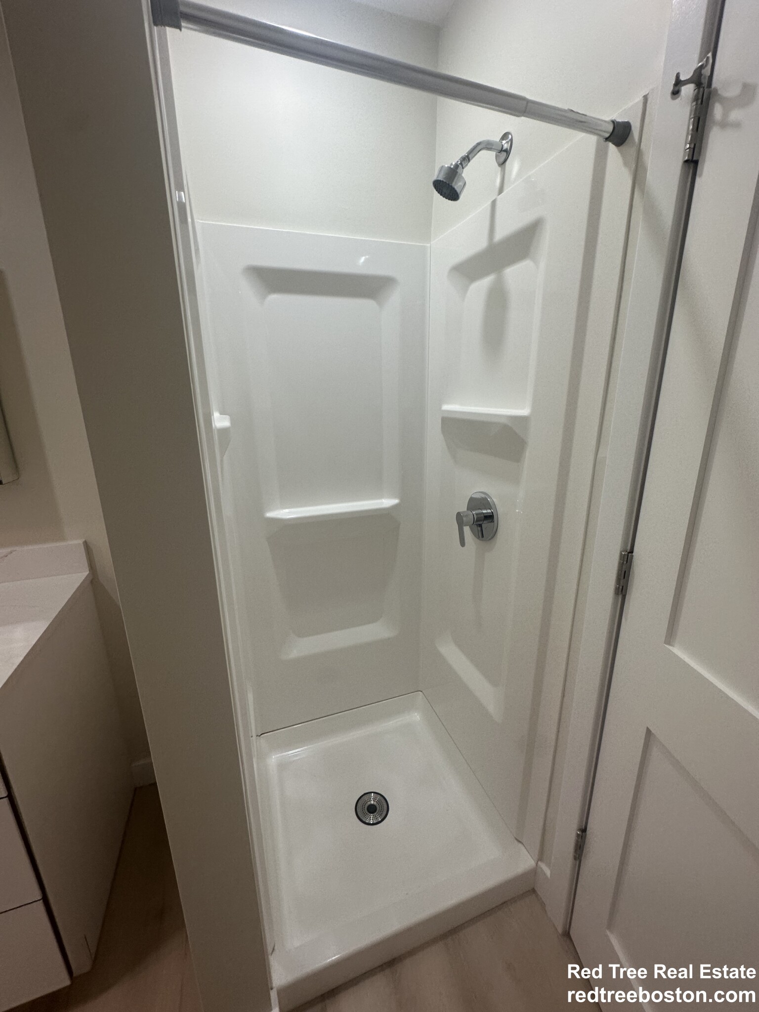 74 Ruthven St, Dorchester