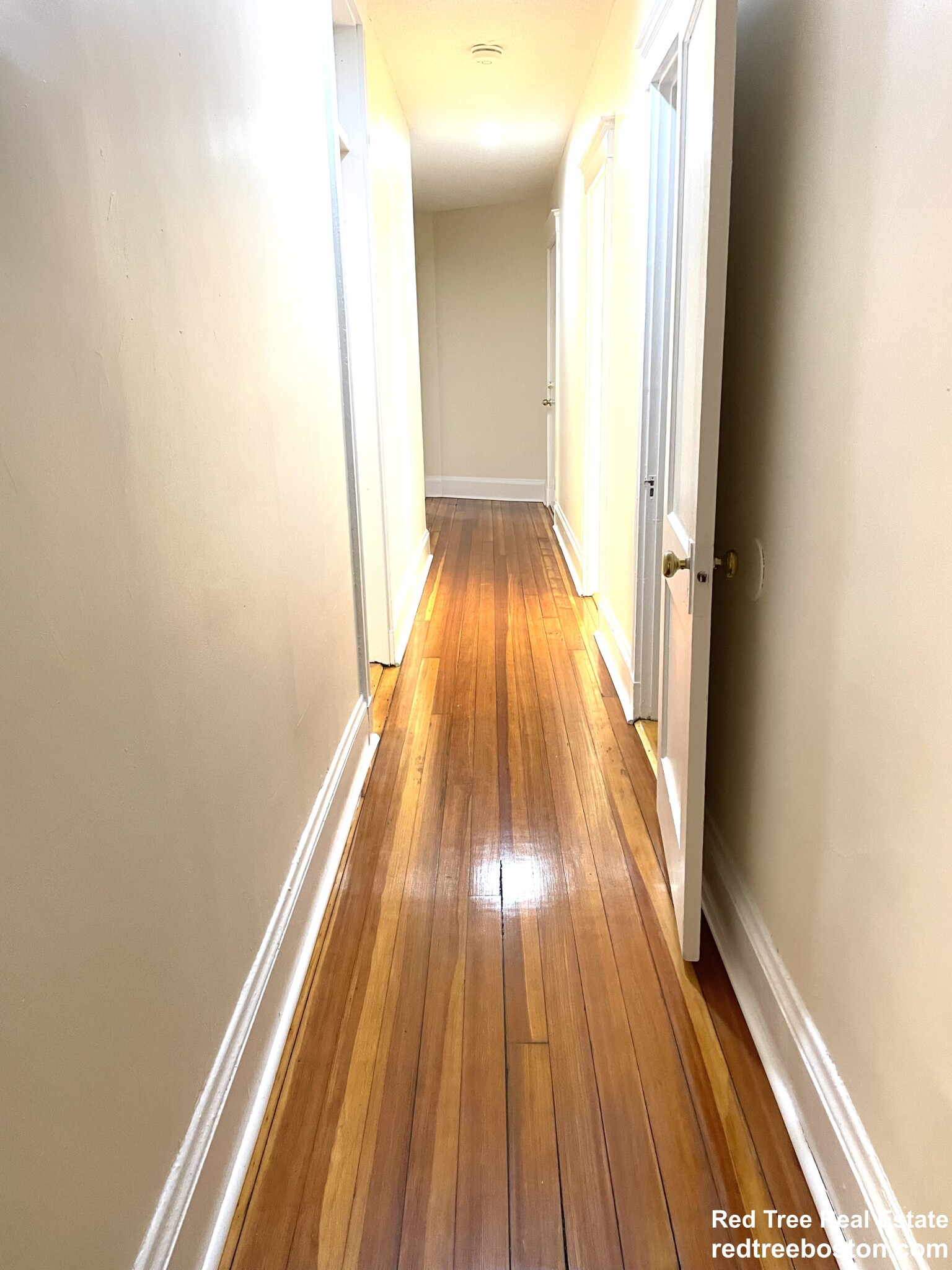 6 Barrows St, Allston