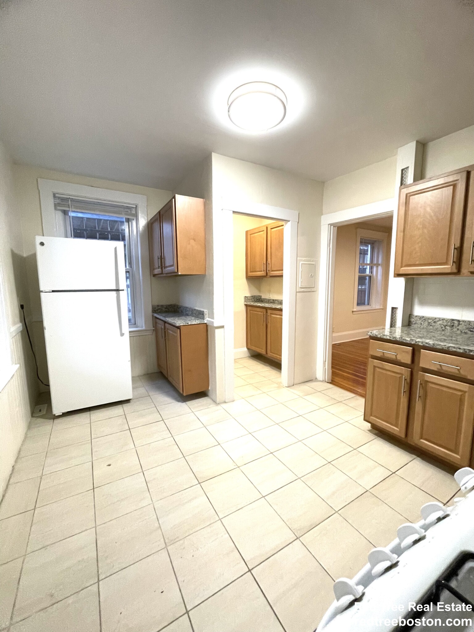 6 Barrows St, Allston