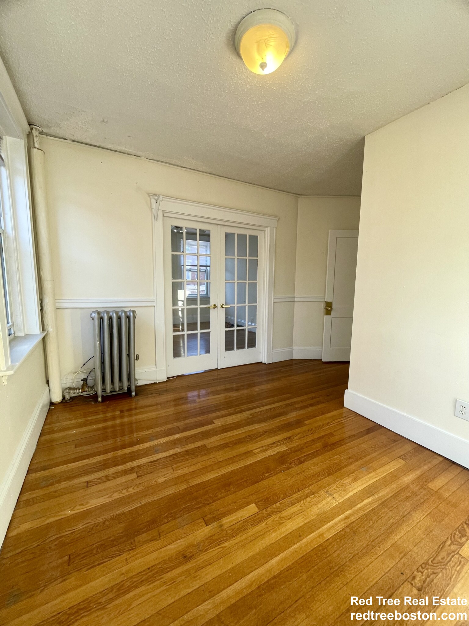 8 Barrows St, Allston