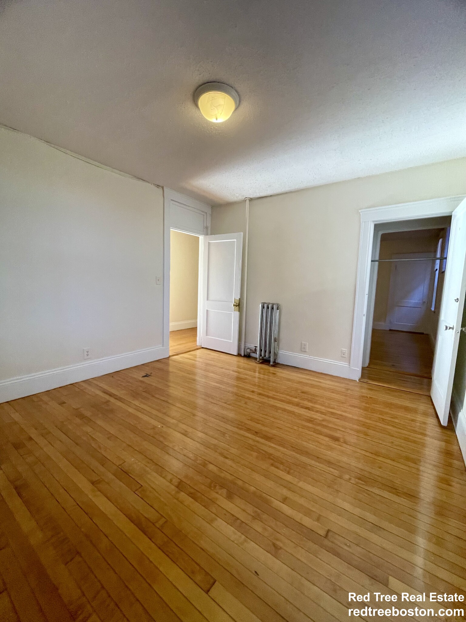 8 Barrows St, Allston