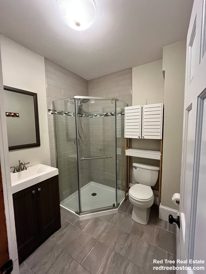 111 Eutaw St, East Boston