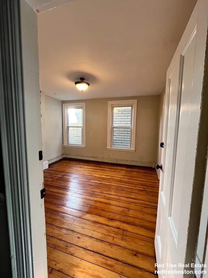 111 Eutaw St, East Boston